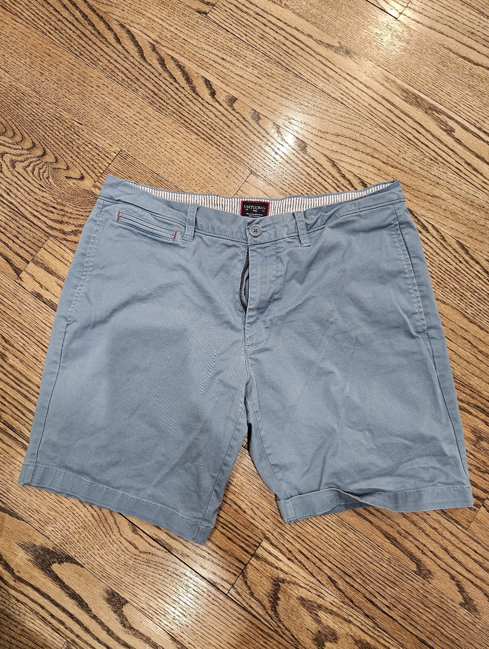 UNTUCKit Men's Light Blue Stretch Chino Shorts